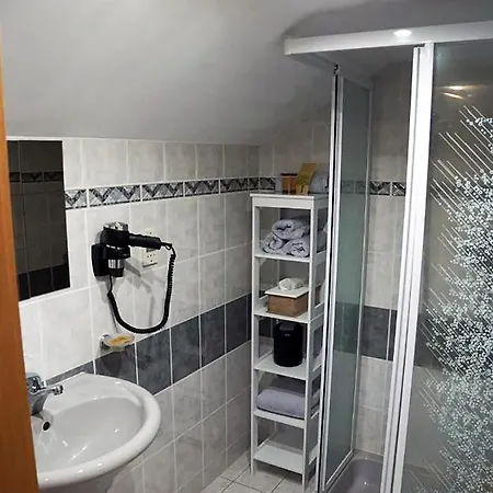 Haus Alpenland Appartement *